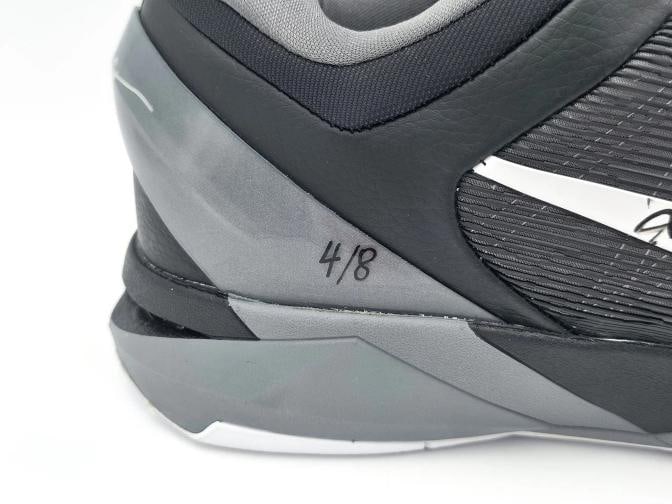 Kobe Bryant Dual Auto Black/Grey 2011-12 Nike Kobe VII Shoes Size 14 #/8 Panini - 7