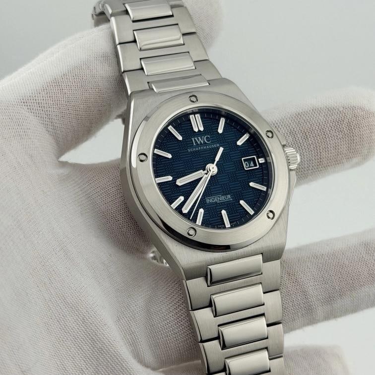 2024 IWC Ingenieur Automatic IW328903 40mm Aqua Blue Dial Steel Box Paper - 7