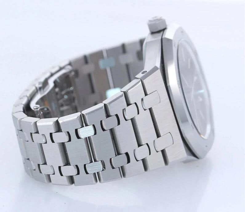 MINT Audemars Piguet Royal Oak Black 39mm Steel 15300ST Date Watch Box - 5