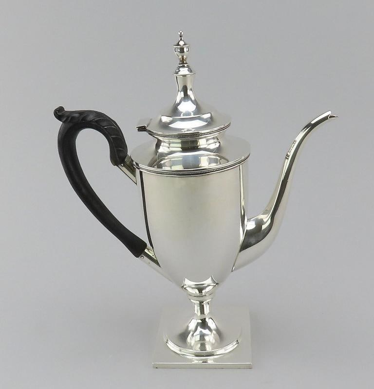 Antique American Sterling Silver Coffee Pot in Classic 18th C Style No Mono (1 of 7)