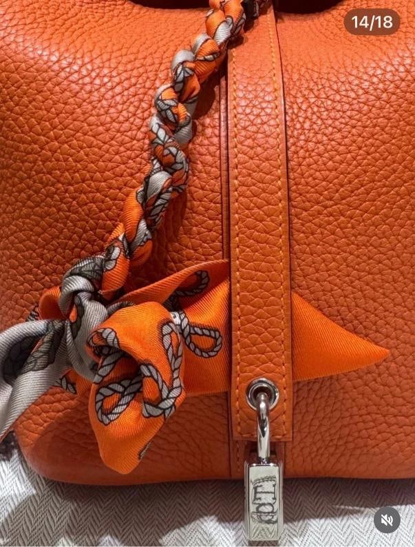 HermÃƒÂ¨s Picotin Lock 18 Handbag Orange Clemence Leather - 13