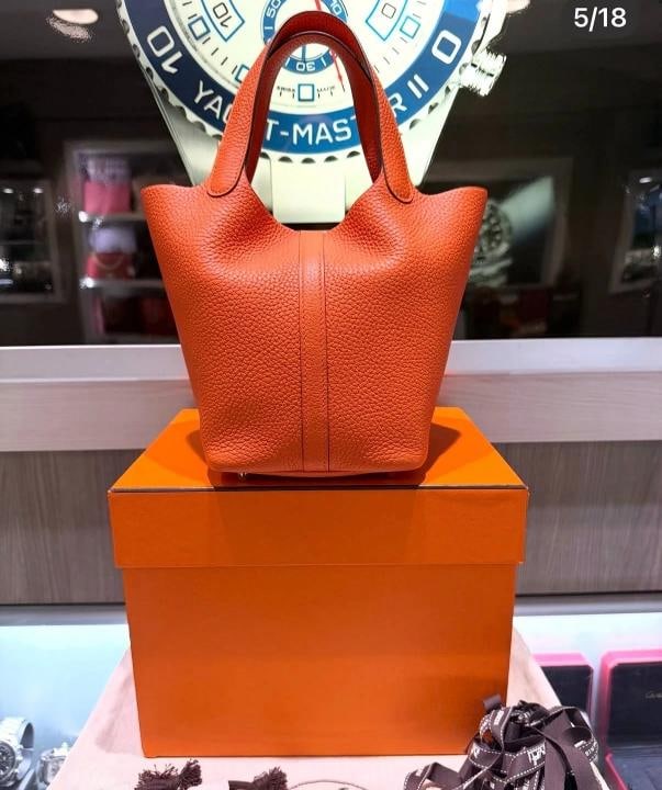 HermÃƒÂ¨s Picotin Lock 18 Handbag Orange Clemence Leather - 4