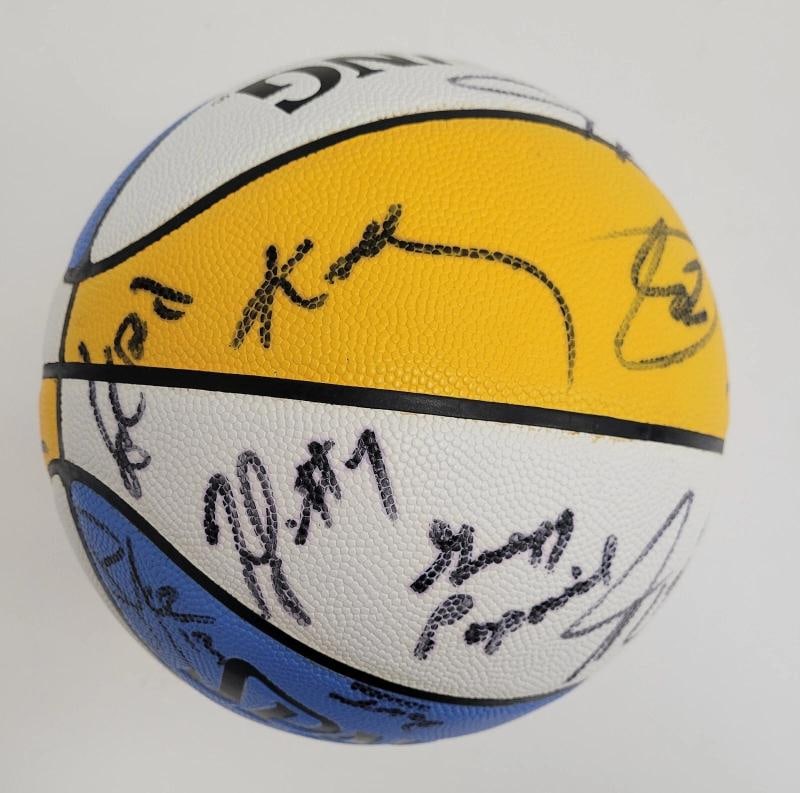 Kobe Bryant Shaq Tim Duncan 2005 All Star Game Team Signed Basketball Beckett - 8