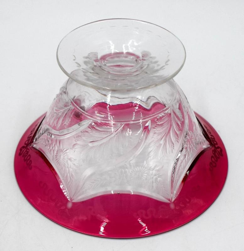Fine Steuben Gold Ruby Engraved Cut Glass Bowl - Signed - 9