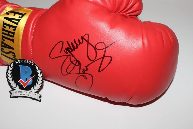 SYDNEY SWEENEY SIGNED BOXING GLOVE CHRISTY MARTIN MOVIE BECKETT COA ACTRESS BAS - 5