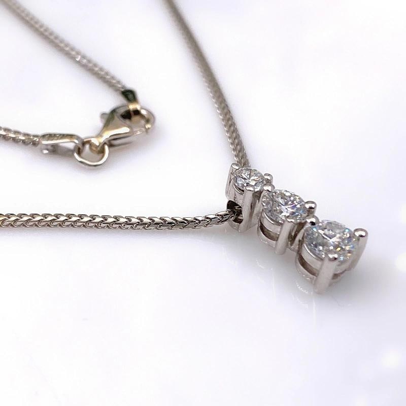 Round Diamon Three Stone Graduating Pendant Necklace 18kt White Gold - 9