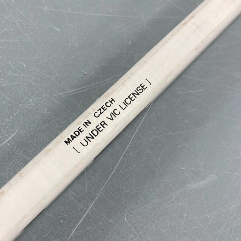 Wayne Gretzky Signed Game Model Hockey Stick Beckett COA - 10