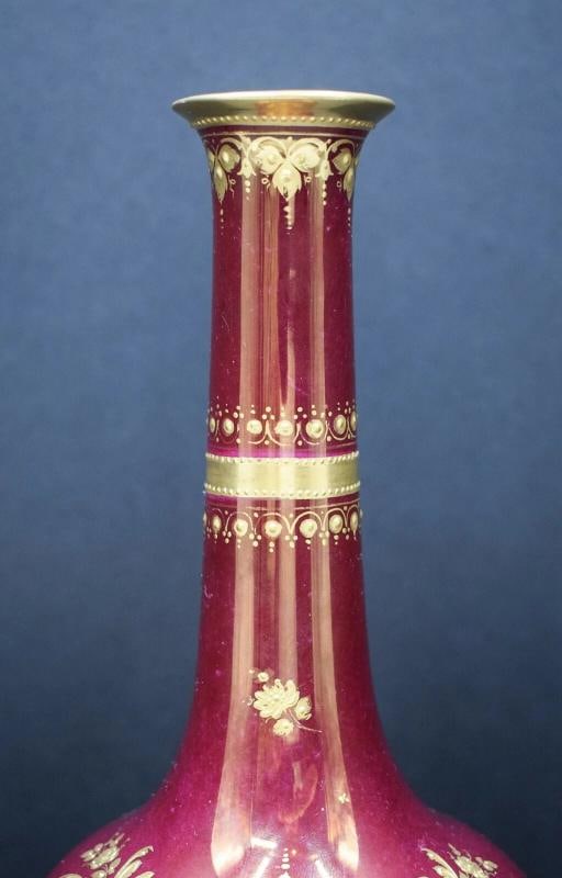 Vienna Hand Painted Artist Signed Vase - Kleopatra - 4