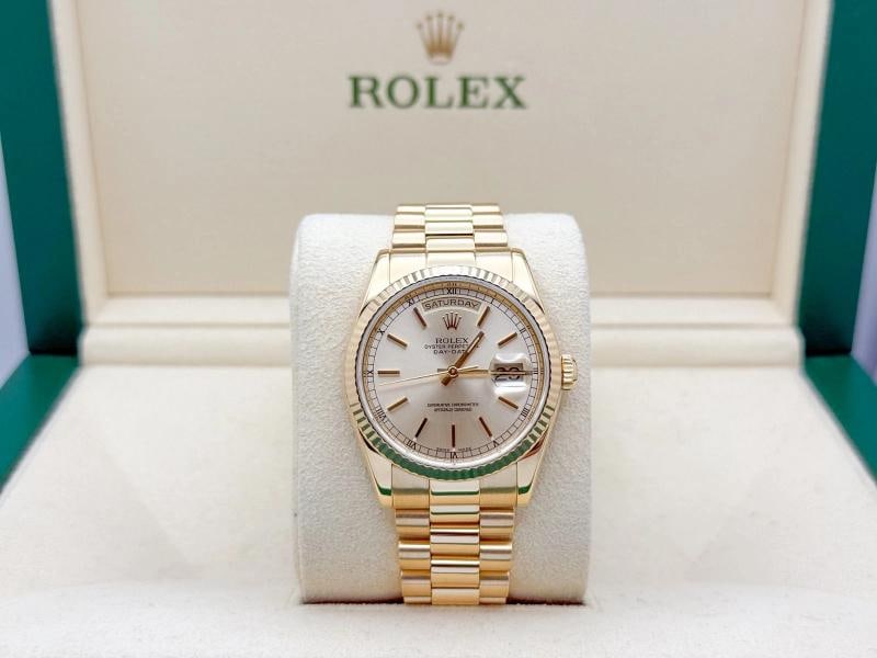 Rolex Day Date President 118238 36mm Champagne Dial 18k Yellow Gold - 2