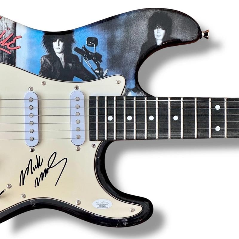 Motley Crue Signed Guitar Lot (4) JSA COA Tommy Lee Nikki Sixx Vince Neil Mars! - 12