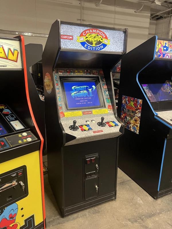STREET FIGHTER II ARCADE MACHINE by CAPCOM (Excellent Condition) - 3