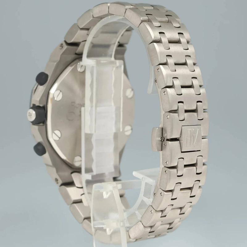 MINT Audemars Piguet Royal Oak Offshore Chrono Titanium 26170Ti Ghost Watch Box - 4