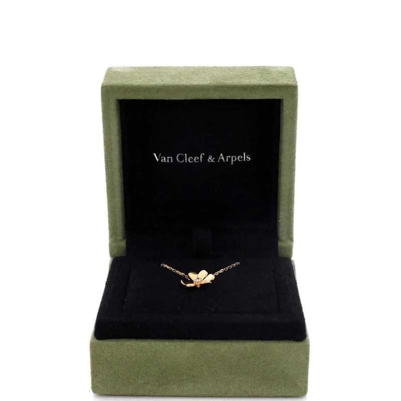 Van Cleef & Arpels Frivole Pendant Necklace 18K Yellow Gold and Diamond Mini - 2