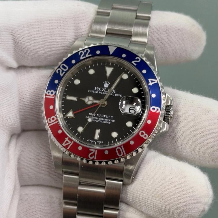 Rolex GMT Master II Pepsi 16710 40mm Red and Blue Bezel Stainless Steel - 2