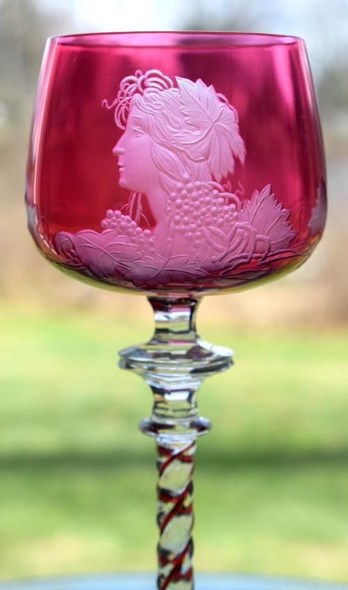 Rare Baccarat Cranberry Cut to Clear Art Nouveau Engraved Wine Glass - Circa1900 - 3