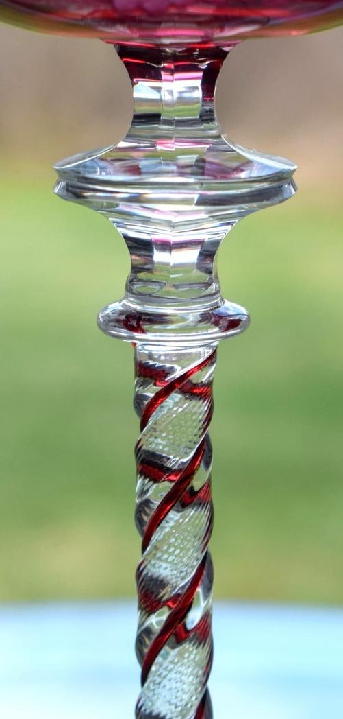 Rare Baccarat Cranberry Cut to Clear Art Nouveau Engraved Wine Glass - Circa1900 - 5