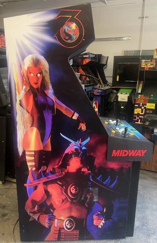 MORTAL KOMBAT 3 ARCADE MACHINE by MIDWAY 1995 (Excellent Condition) - 9