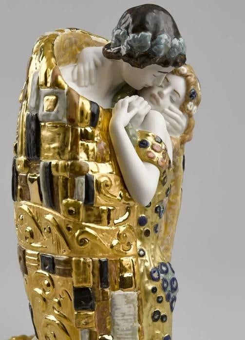 LladrÃƒÂ² Sculpture Couple The Kiss by Klimt Lustre Gold Ref. 01008667 - Officia - 4