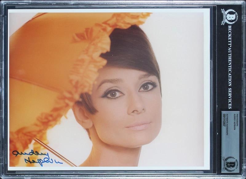 Audrey Hepburn Breakfast At Tiffany's Authentic Signed 8x10 Photo BAS Slabbed: Object Type: Photograph,Autograph Authentication: Beckett,Industry: Movies,Original/Reproduction: Original,PRODUCT_COA: Beckett,PRODUCT_SIGNED_BY_NAME: Audrey Hepburn,PRODUCT_SIGNED_BY_BRAND: