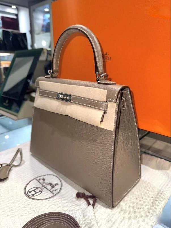 Hermes Kelly 25 Sellier Etoupe Epsom Leather w/Palladium Hardware (2018) Unworn - 3