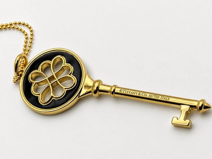 Tiffany & Co 18K Yellow Gold Black Enamel Knot Key Pendant - 3