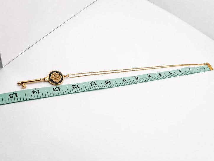 Tiffany & Co 18K Yellow Gold Black Enamel Knot Key Pendant - 6