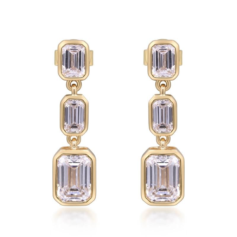 3.48 ctw Yellow Gold Lab-Grown Diamond Earrings: 3.48 ctw Yellow Gold Lab-Grown Diamond Earrings PRIMARY DETAILS SKU: X156226 Listing Title: 3.48 ctw Yellow Gold Lab-Grown Diamond Earrings Condition Description: Retails for $2,900 USD. In excellent