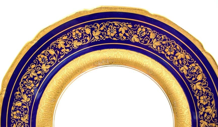 12 Royal Doulton Raised Gold Gilt & Cobalt Blue Fancy Dinner Plates, Circa 1920 - 4