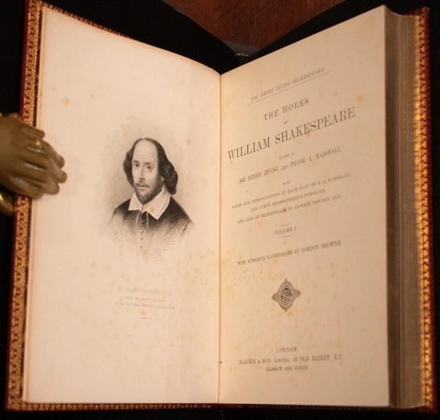 The Works of William Shakespeare / 1880 - 8