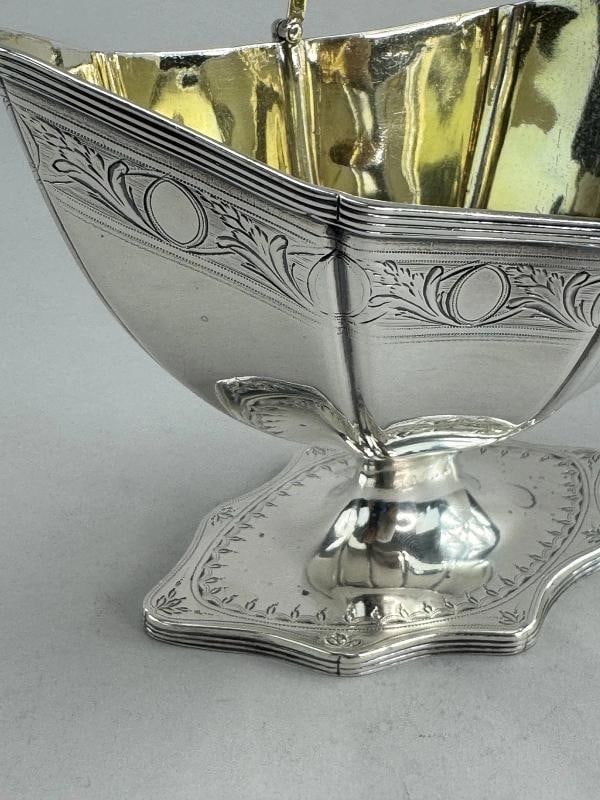 Lovely Antique English Georgian Sterling Silver Handled Basket 1790 - 5