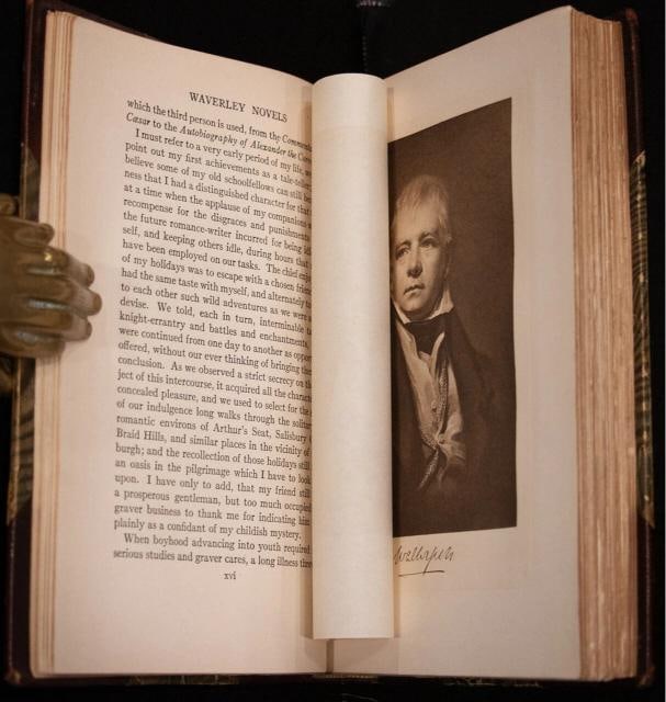 Works of Sir Walter Scott with Manuscript and Signed Engraving / 1912 - 13