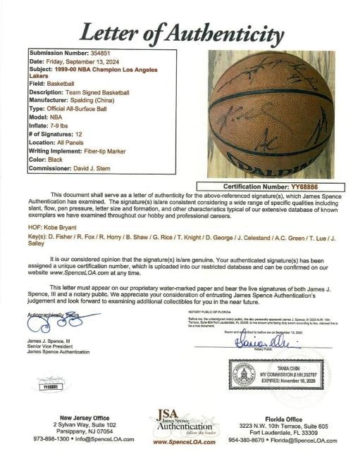 Lakers 1999-00 Team Autographed Basketball Kobe Bryant Horry Fox Green JSA LOA - 9