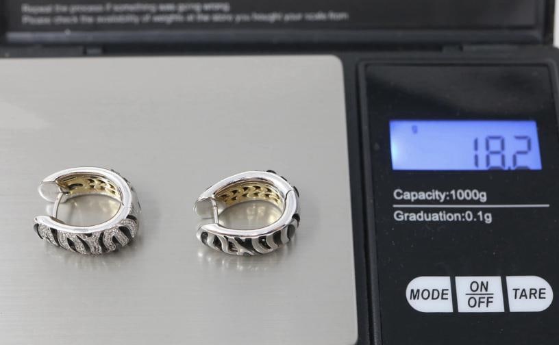 Roberto Coin Zebra 18K White Gold Diamond & Enamel Hoop Earrings - 5