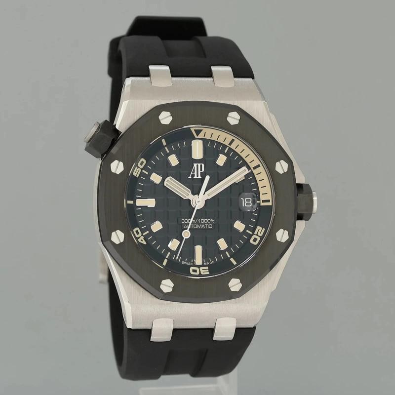 PAPERS Audemars Piguet Royal Oak Offshore White Gold Black 42mm 15720CN Watch - 3