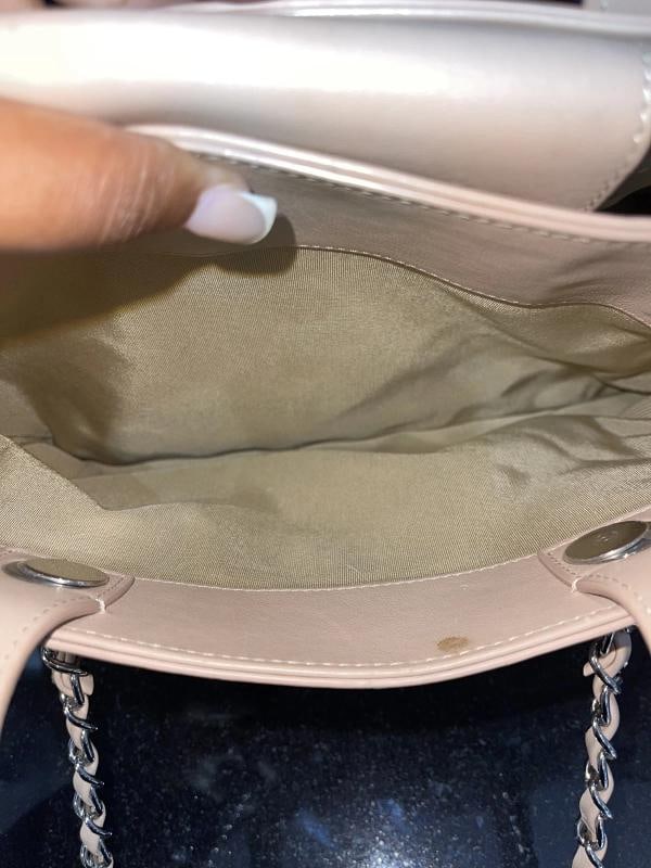 Chanel Tote Quilted Calfskin Medium Beige Tan SHW (2017-2018) - 11