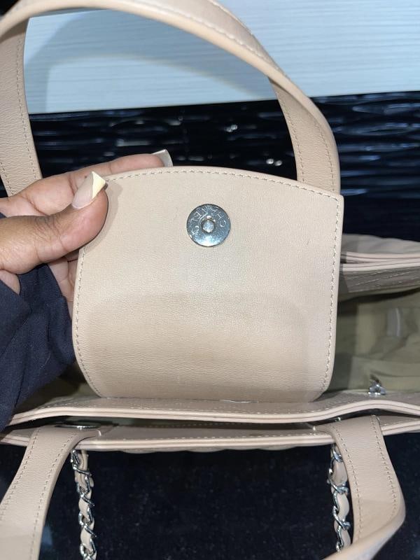 Chanel Tote Quilted Calfskin Medium Beige Tan SHW (2017-2018) - 12