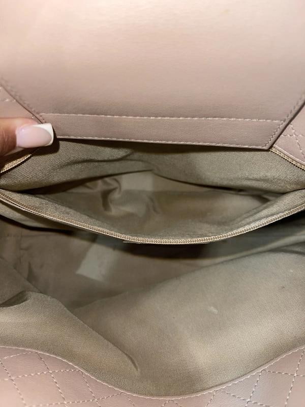 Chanel Tote Quilted Calfskin Medium Beige Tan SHW (2017-2018) - 17