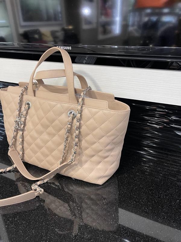 Chanel Tote Quilted Calfskin Medium Beige Tan SHW (2017-2018) - 3