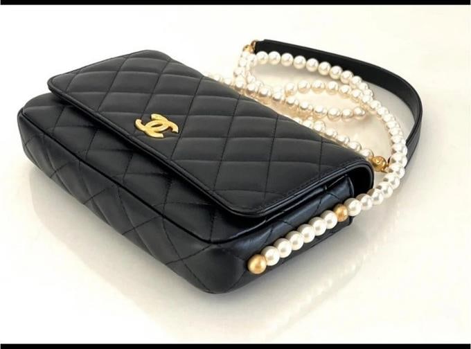 Chanel Ã¢â‚¬Å“All About PearlsÃ¢â‚¬&# - 7