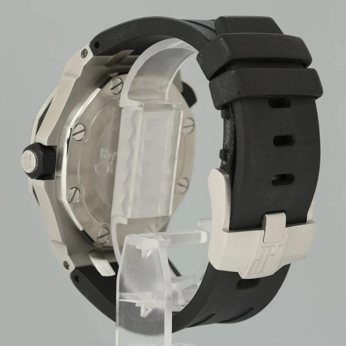 MINT Audemars Piguet Royal Oak Offshore Black Chrono Rubber 42mm 15703ST Watch - 3