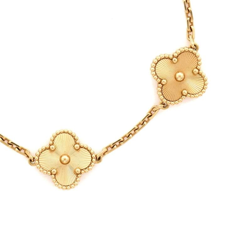 Van Cleef & Arpels Vintage Alhambra 5 Motifs Bracelet Guilloche 18K Yellow Gold - 2