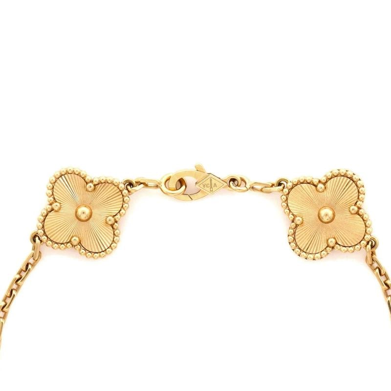 Van Cleef & Arpels Vintage Alhambra 5 Motifs Bracelet Guilloche 18K Yellow Gold - 3
