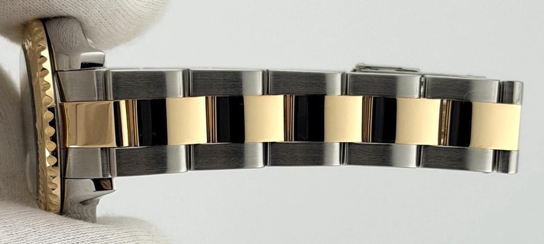 Rolex Yacht Master 169623 Mother of Pearl Sapphire Diamond Dial 18k Gold Steel - 3