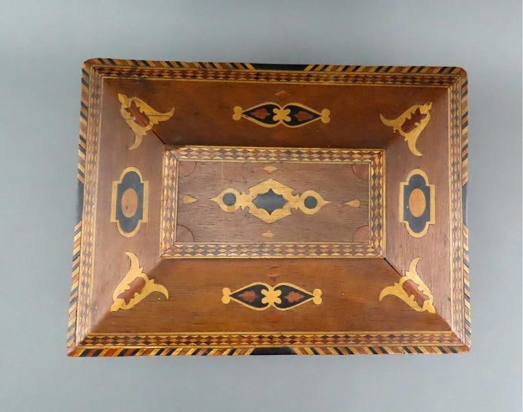 c1860s Rare Marquetry Inlay Sailor's Box Ditty Box Sewing Box w Interior Tray - 3