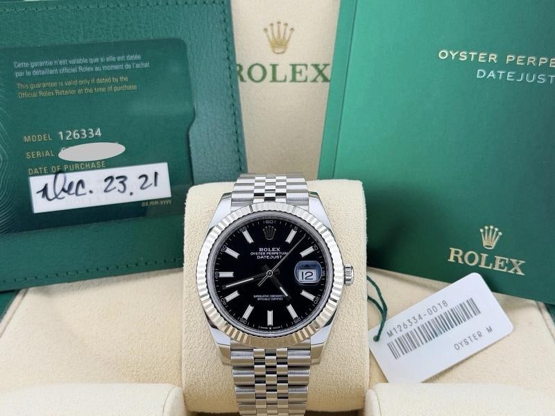 Rolex Datejust 41 126334 41mm Black Dial 18k White Gold Steel Jubilee Box Paper: Style Number: 126334 Year: 2021 Model: Rolex Datejust 41 Case Material: Stainless Steel Band: Stainless Steel Jubilee Bezel: 18k White Gold Fluted Dial: Black Dial Crystal: Sapphire Case Size: 41mm