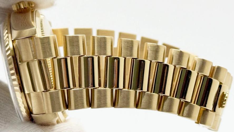 Rolex Day Date President 18038 36mm Champagne Dial 18K Yellow Gold Box Booklets - 9