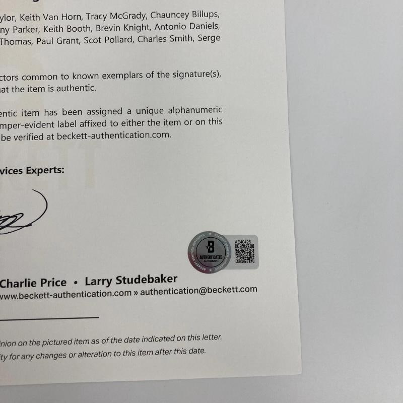 Tim Duncan Rookie 1997 NBA Draft Multi Signed Basketball 25 Sigs PSA DNA & BAS - 10