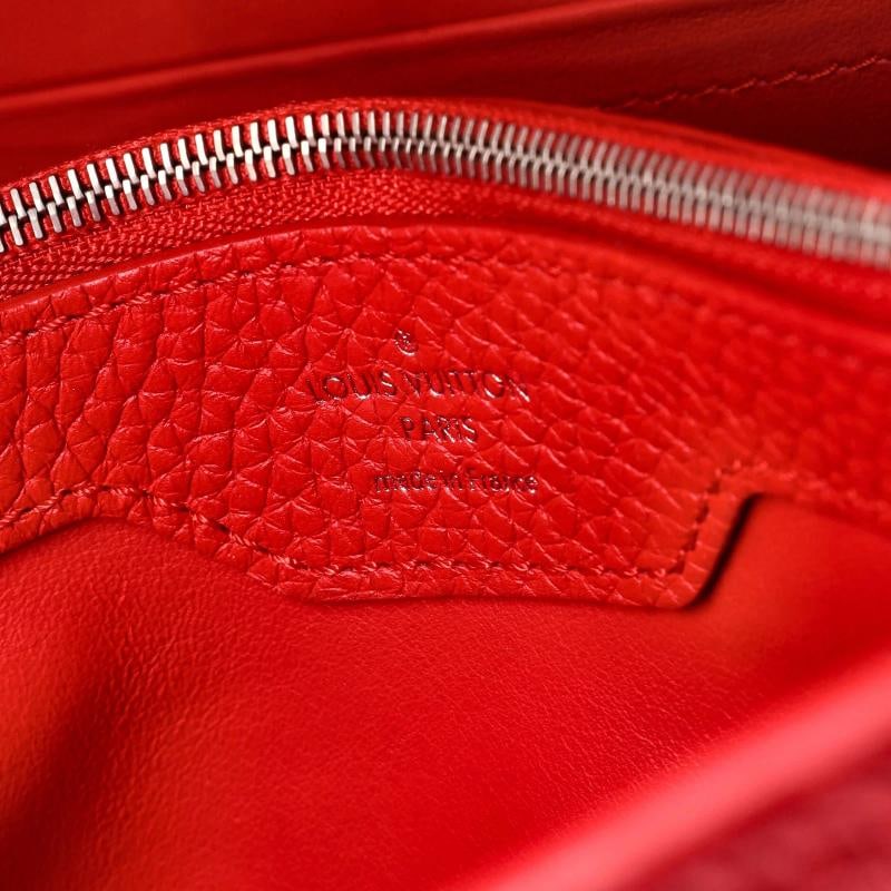 Louis Vuitton Capucines Bag Leather MM - 7