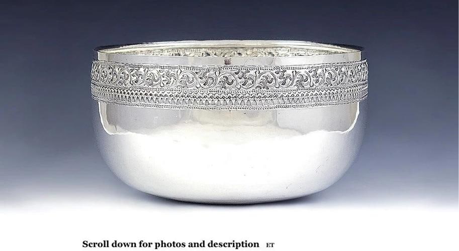 Beautiful Antique Southeast Asian Silver Hand Hammered Hand Chased Bowl (1 of 6)