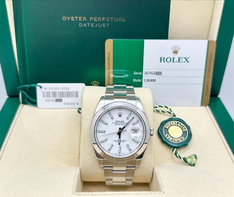 Rolex Datejust 41 126300 White Dial Stainless Steel Box Paper 2020: Condition: Pre-owned - Excellent,Bezel Color: Silver,Year Manufactured: 2020-Now,Band/Strap: Rolex Oyster,Case Color: Silver,Department: Men,Bezel Type: Smooth,Watch Shape: Round,Style: Casual, Classi